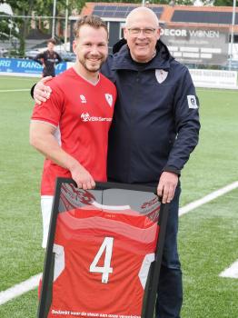Album afbeelding 2: 's-Gravendeel - GOZ, Leon de Jong na publiekswissel
